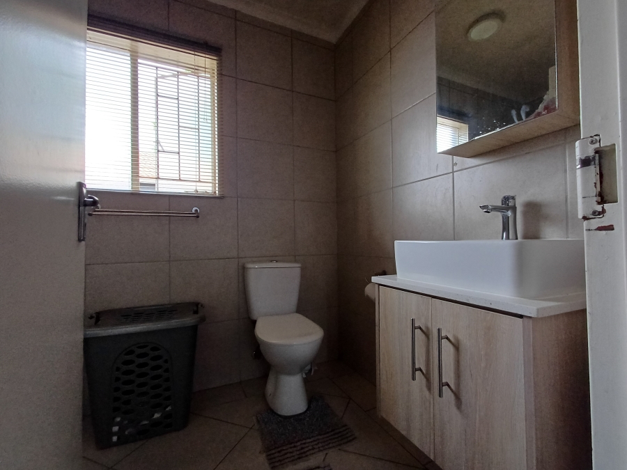 3 Bedroom Property for Sale in Greenstone Hill Gauteng