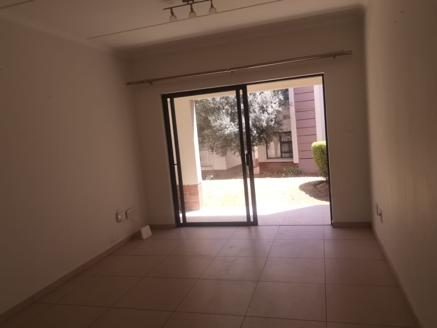 To Let 2 Bedroom Property for Rent in Dainfern Gauteng