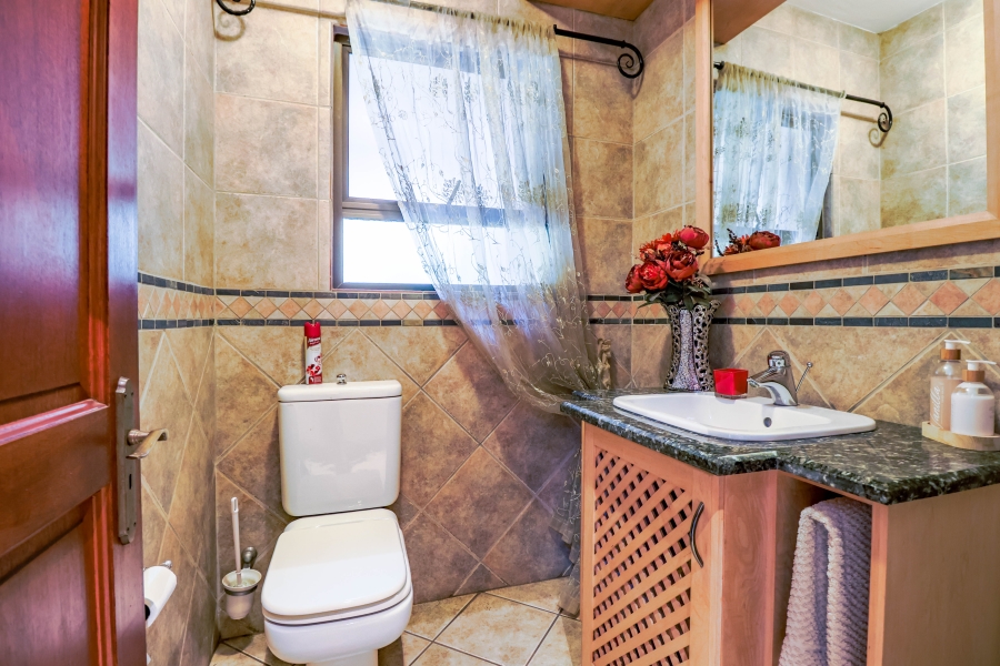 4 Bedroom Property for Sale in Centurion Golf Estate Gauteng