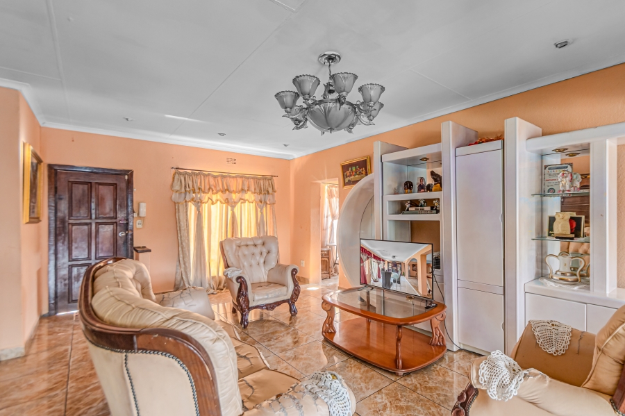 4 Bedroom Property for Sale in Noordwyk Gauteng