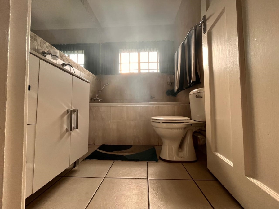 3 Bedroom Property for Sale in Brakpan Central Gauteng