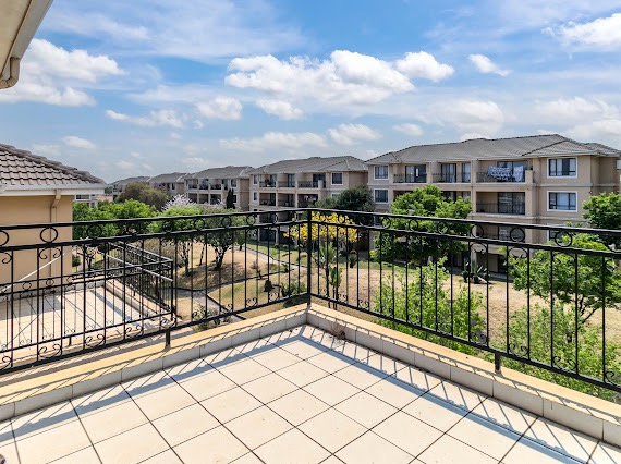 3 Bedroom Property for Sale in Carlswald Gauteng