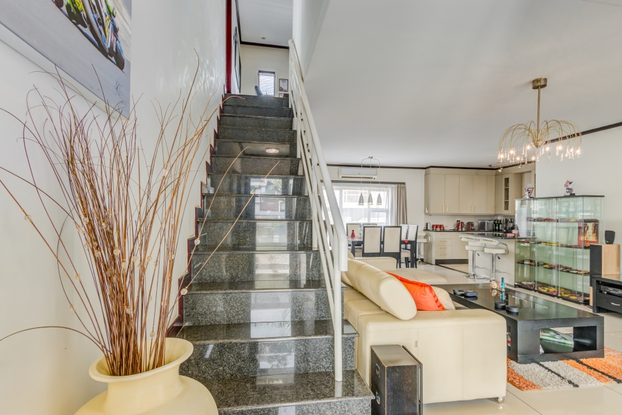 3 Bedroom Property for Sale in Halfway Gardens Gauteng