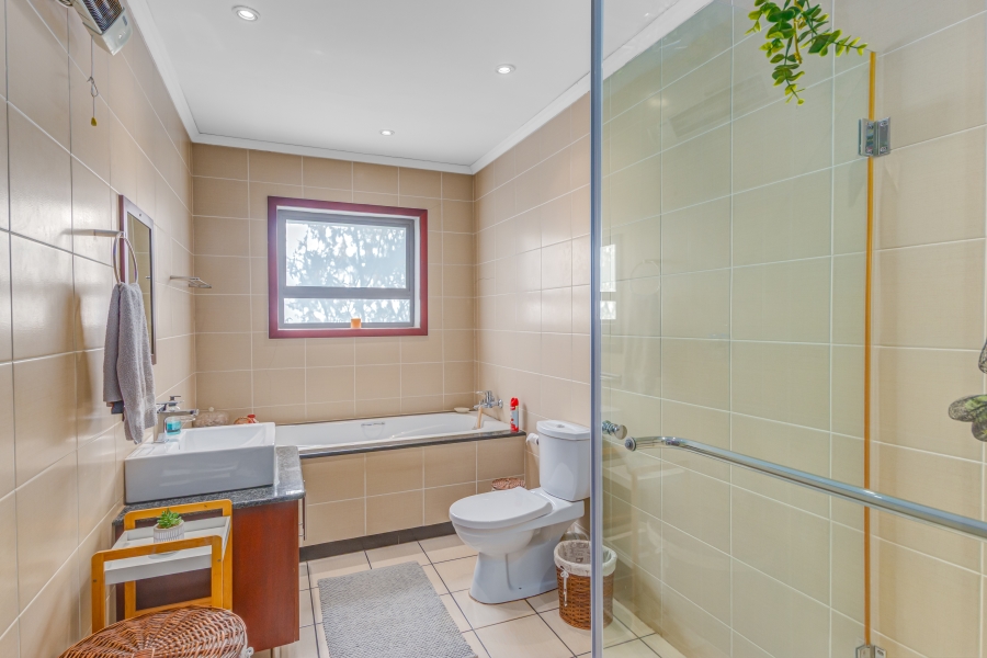 3 Bedroom Property for Sale in Halfway Gardens Gauteng