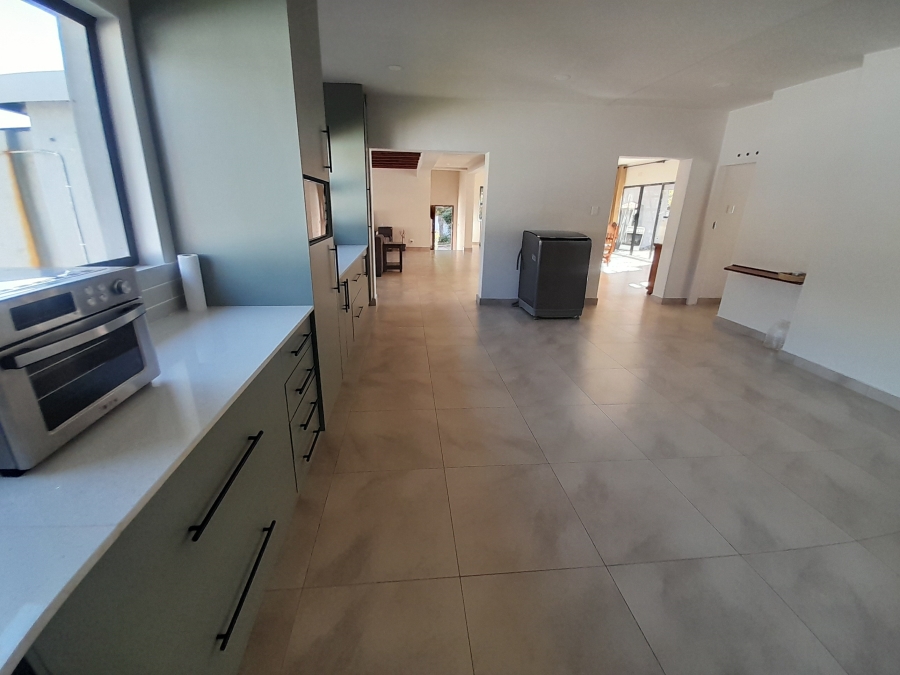 4 Bedroom Property for Sale in Lombardy East Gauteng
