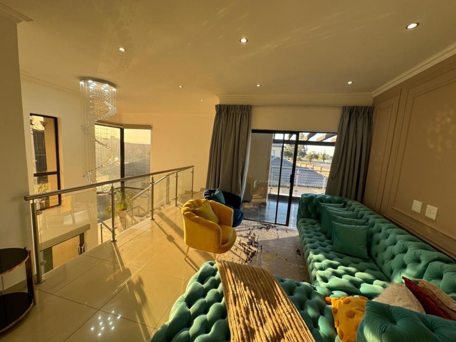 4 Bedroom Property for Sale in Wildtuinpark Gauteng