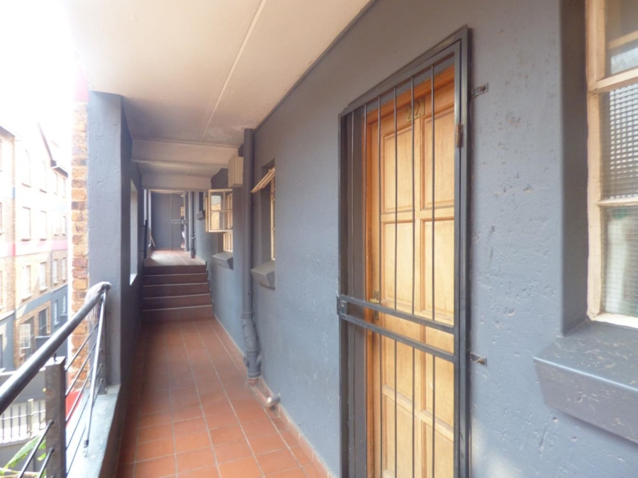 1 Bedroom Property for Sale in Ravenswood Gauteng