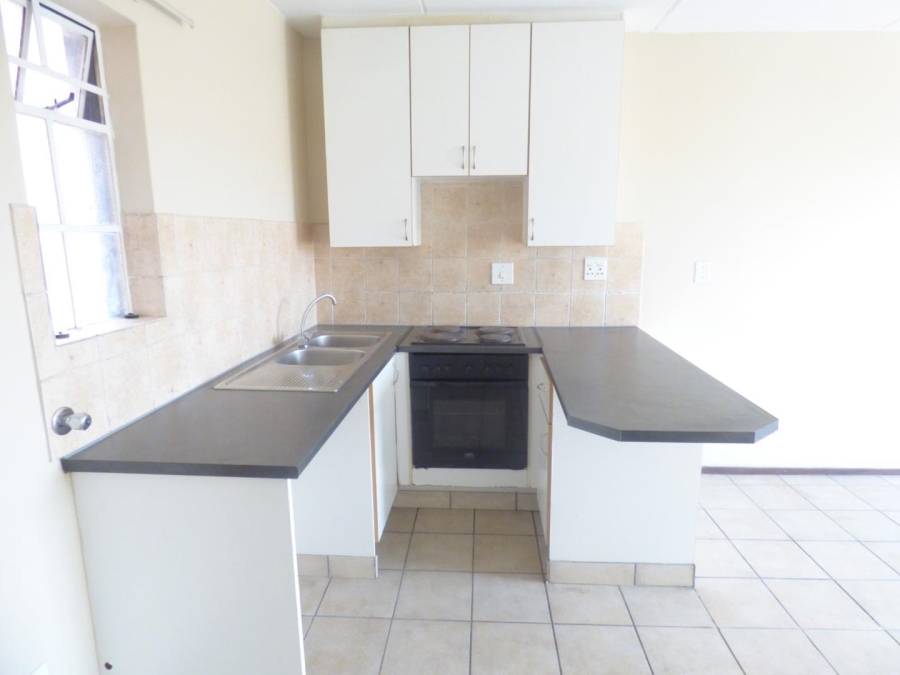 1 Bedroom Property for Sale in Ravenswood Gauteng