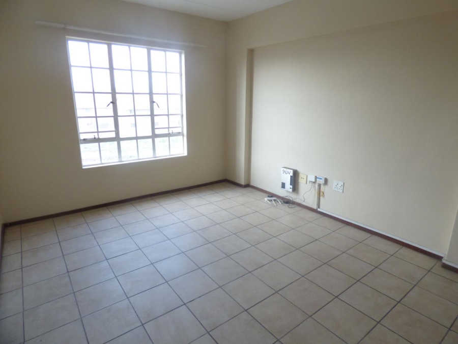 1 Bedroom Property for Sale in Ravenswood Gauteng