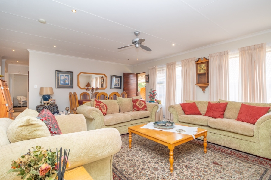 3 Bedroom Property for Sale in Homes Haven Gauteng