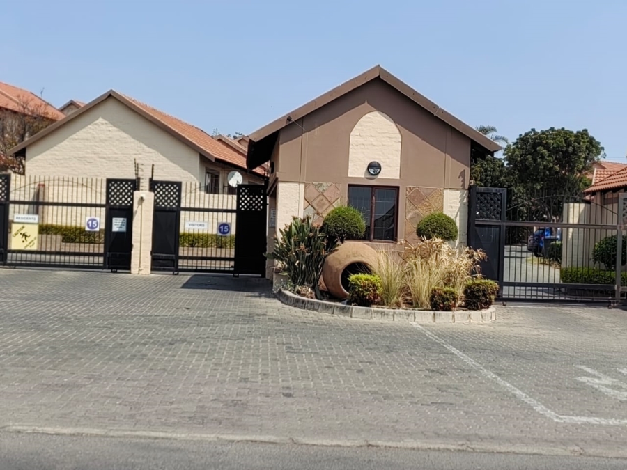 To Let 2 Bedroom Property for Rent in Carlswald Gauteng