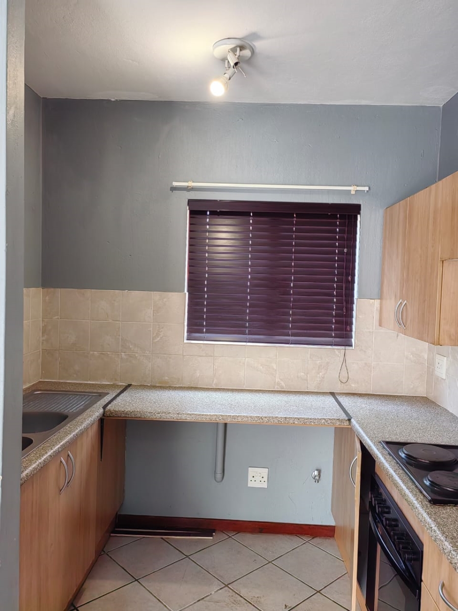 To Let 2 Bedroom Property for Rent in Carlswald Gauteng