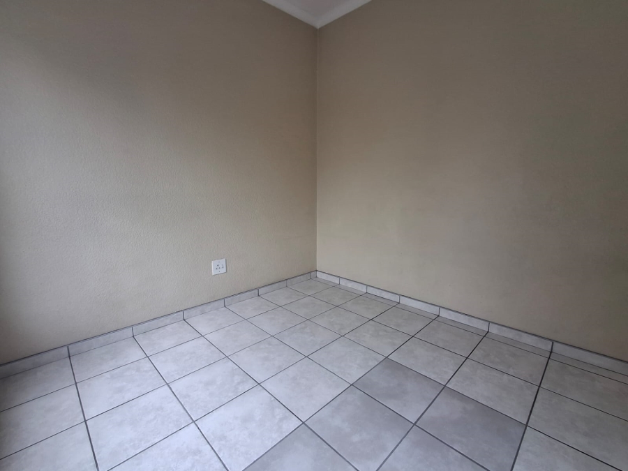 2 Bedroom Property for Sale in Eden Glen Gauteng