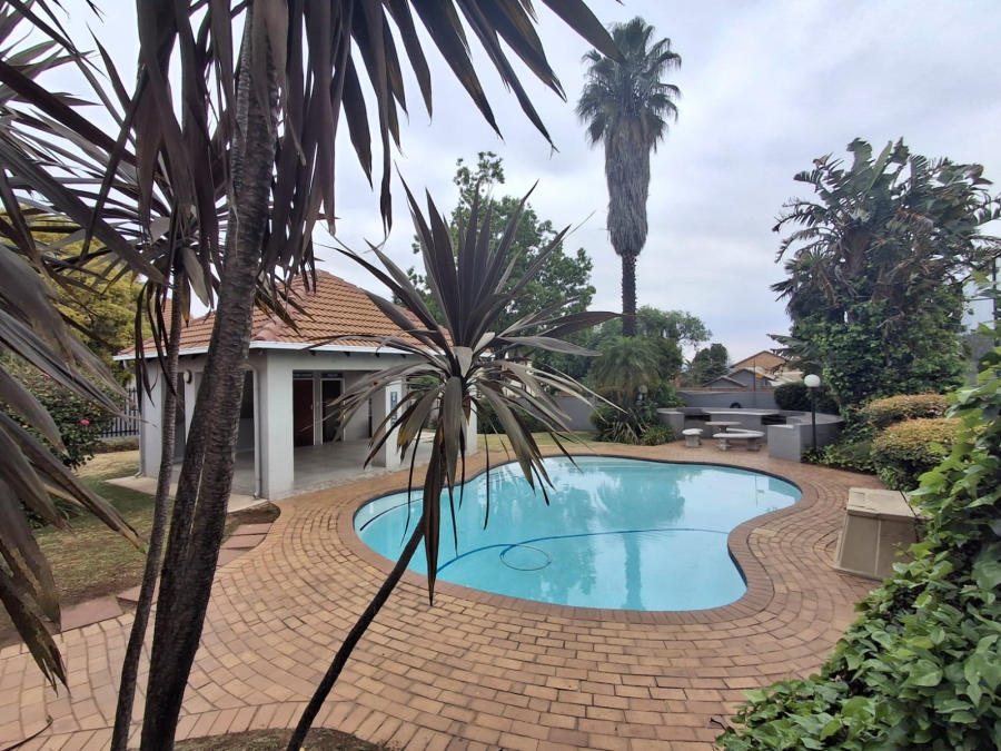 2 Bedroom Property for Sale in Eden Glen Gauteng
