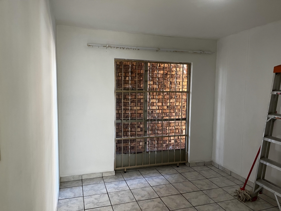 To Let 2 Bedroom Property for Rent in Pretoria North Gauteng