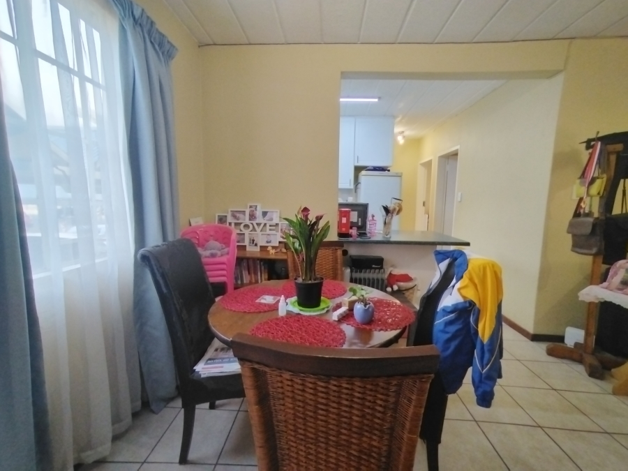 2 Bedroom Property for Sale in Rietvalleirand Gauteng