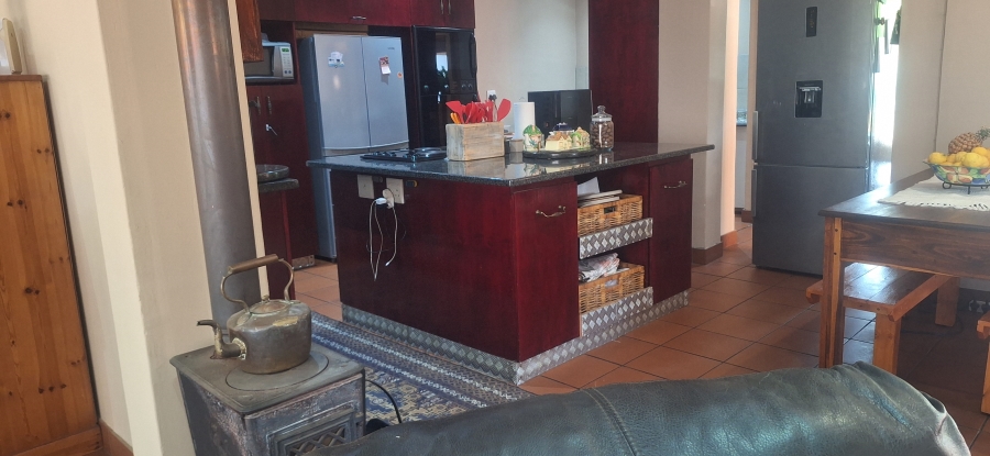 5 Bedroom Property for Sale in Kenmare Gauteng