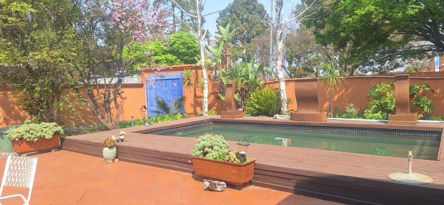 5 Bedroom Property for Sale in Kenmare Gauteng