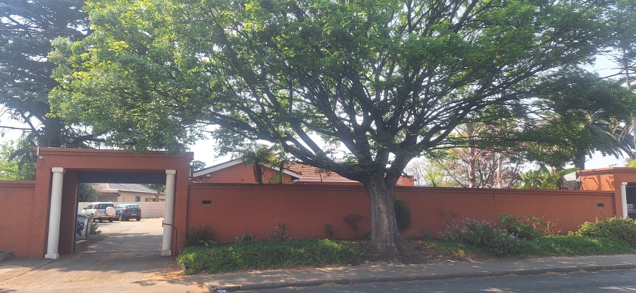 5 Bedroom Property for Sale in Kenmare Gauteng