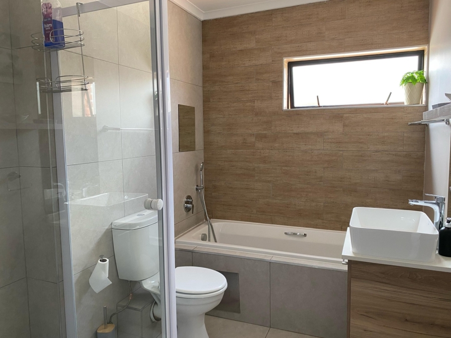 2 Bedroom Property for Sale in Olivewood Hub Business Park Gauteng