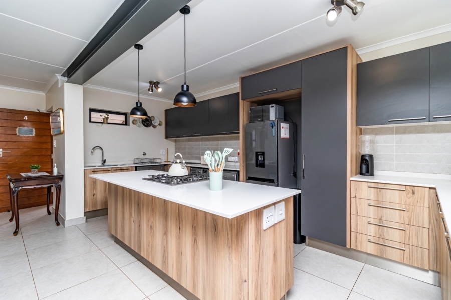 2 Bedroom Property for Sale in Olivewood Hub Business Park Gauteng