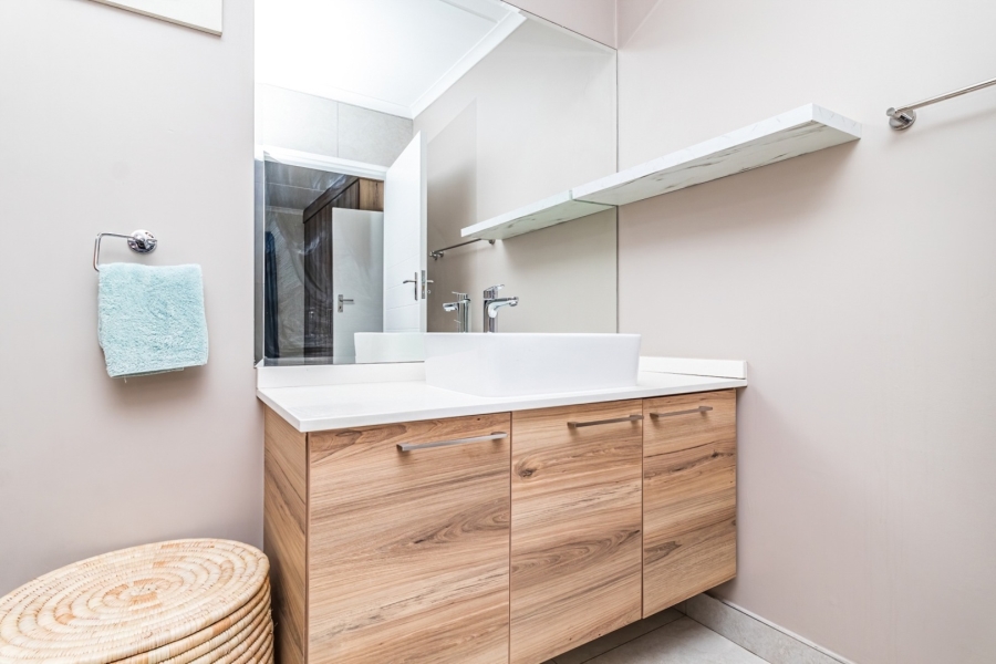 2 Bedroom Property for Sale in Olivewood Hub Business Park Gauteng