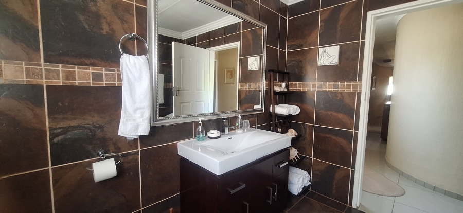 4 Bedroom Property for Sale in Krugersdorp North Gauteng