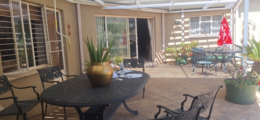 4 Bedroom Property for Sale in Krugersdorp North Gauteng