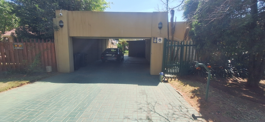 4 Bedroom Property for Sale in Krugersdorp North Gauteng