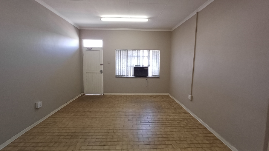 To Let commercial Property for Rent in Meyerton Park Gauteng