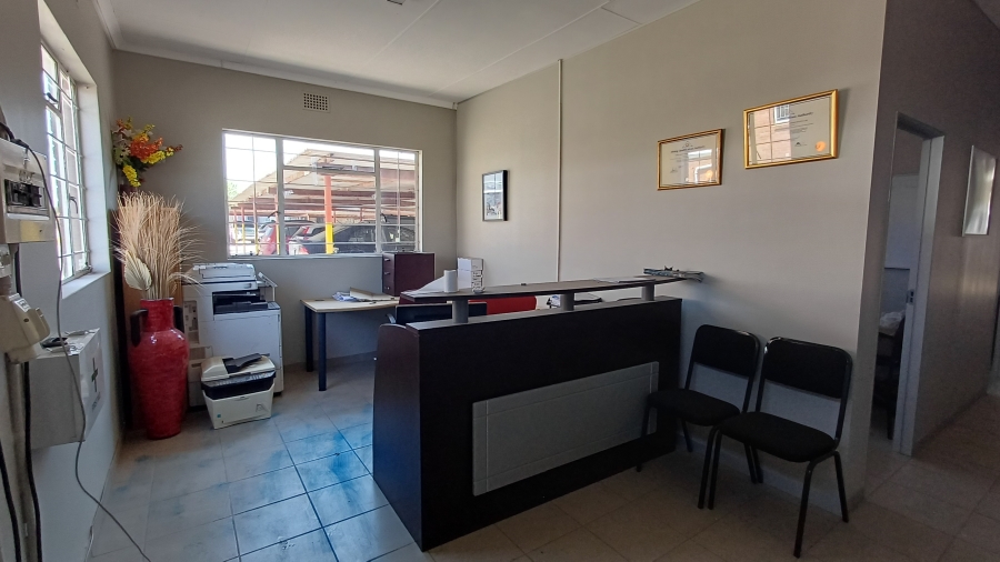 To Let commercial Property for Rent in Meyerton Park Gauteng