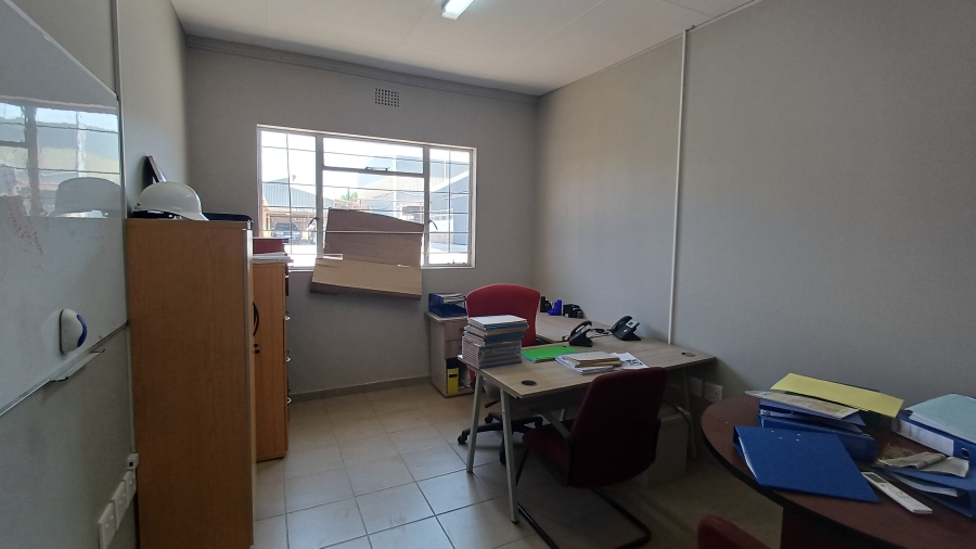 To Let commercial Property for Rent in Meyerton Park Gauteng