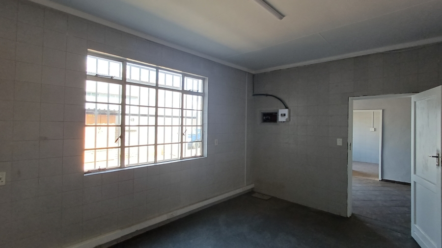 To Let commercial Property for Rent in Meyerton Park Gauteng