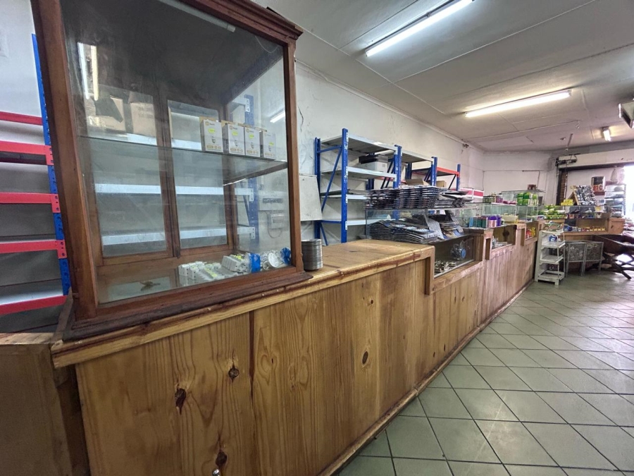 Commercial Property for Sale in East Geduld Gauteng