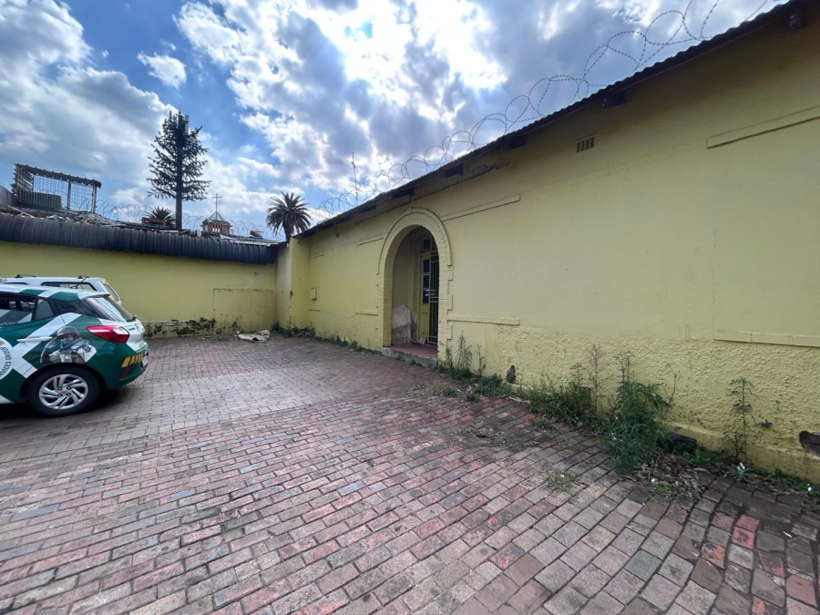 Commercial Property for Sale in East Geduld Gauteng