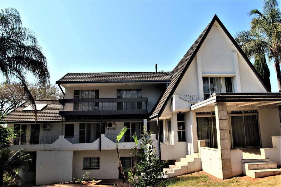 8 Bedroom Property for Sale in Moreleta Park Gauteng