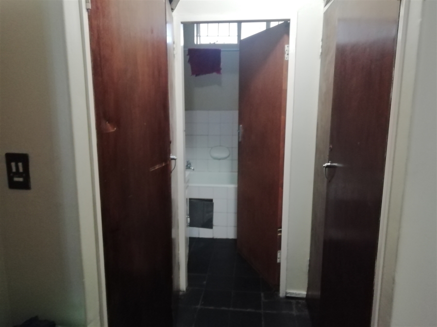 1 Bedroom Property for Sale in Sunnyside Gauteng