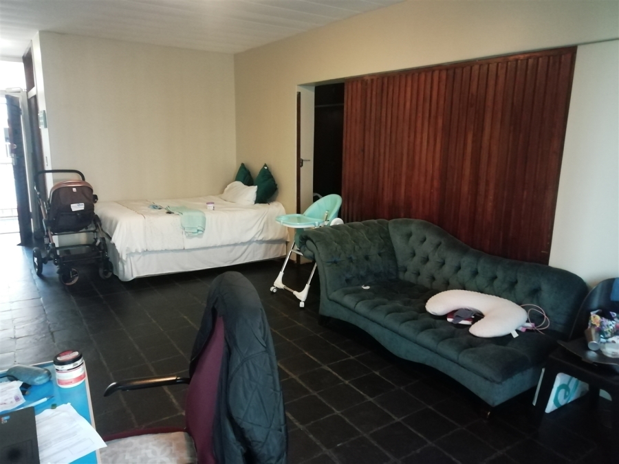 1 Bedroom Property for Sale in Sunnyside Gauteng