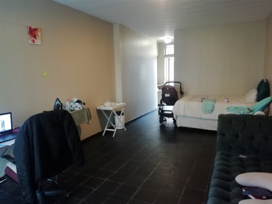 1 Bedroom Property for Sale in Sunnyside Gauteng