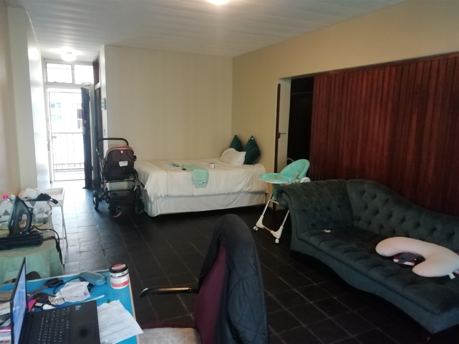 1 Bedroom Property for Sale in Sunnyside Gauteng