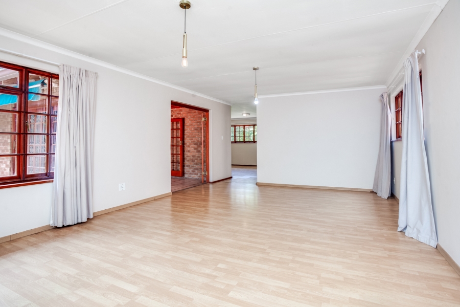 4 Bedroom Property for Sale in Rivonia Gauteng
