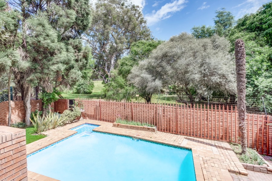 4 Bedroom Property for Sale in Rivonia Gauteng