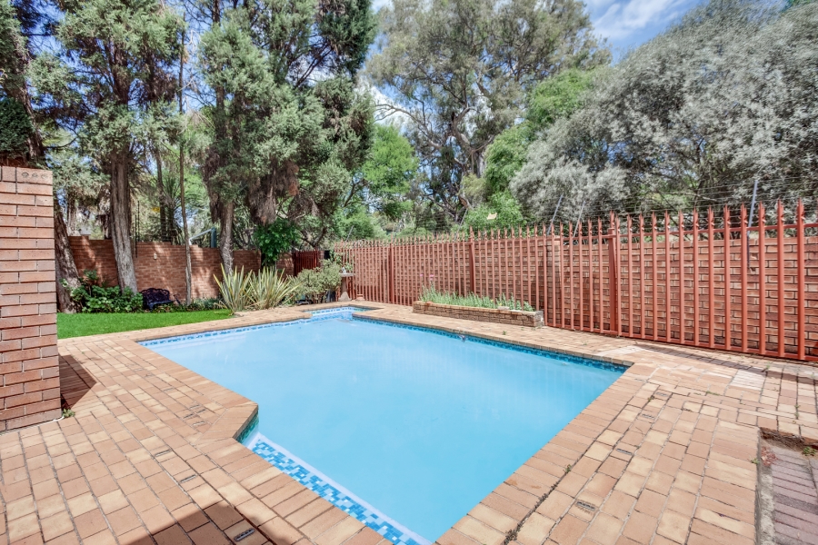 4 Bedroom Property for Sale in Rivonia Gauteng