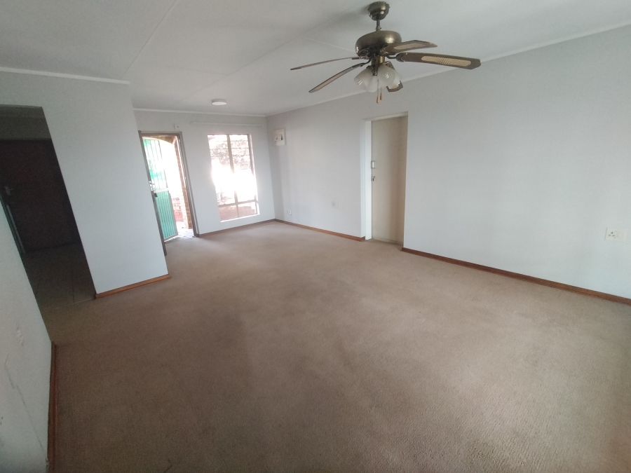 2 Bedroom Property for Sale in Amandasig Gauteng