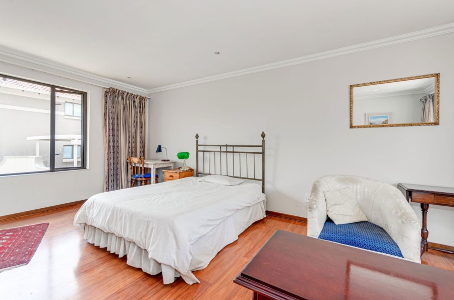 1 Bedroom Property for Sale in Bryanston Gauteng