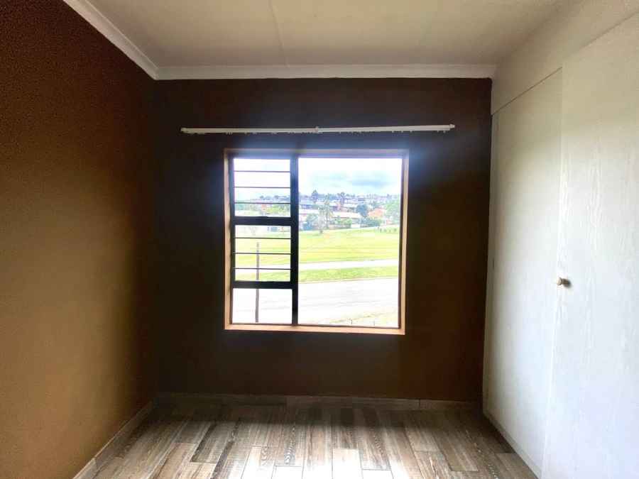 2 Bedroom Property for Sale in Noordheuwel Gauteng
