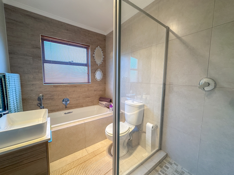 3 Bedroom Property for Sale in Golden Fields Estate Gauteng
