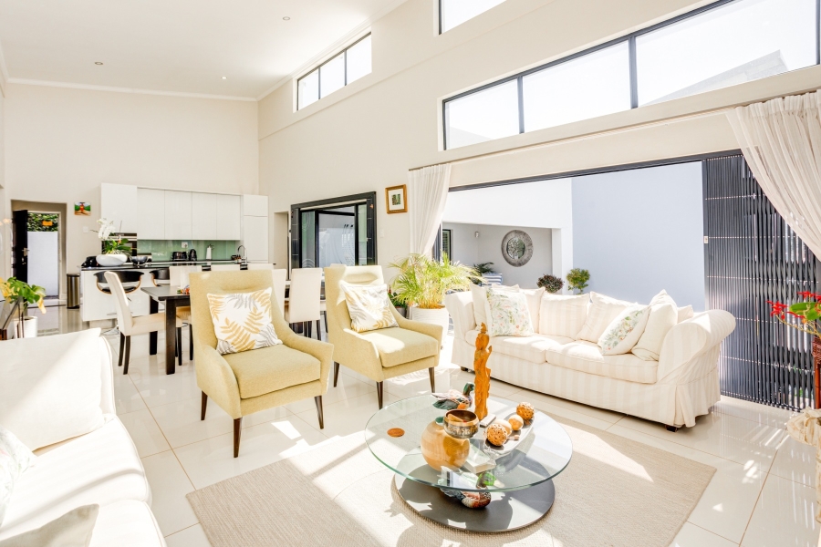 6 Bedroom Property for Sale in Forest Town Gauteng