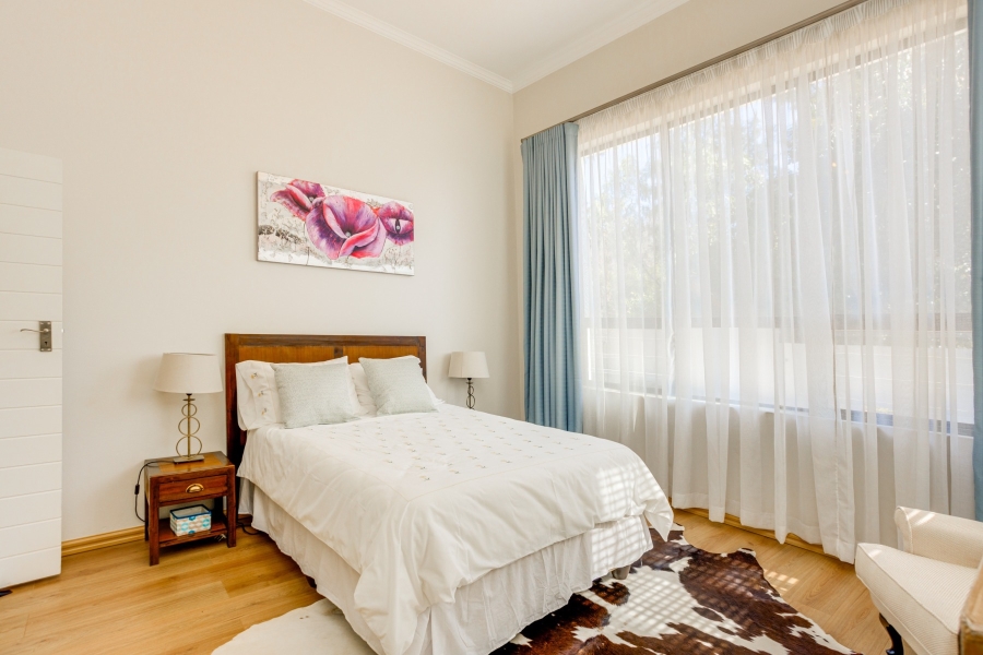 6 Bedroom Property for Sale in Forest Town Gauteng