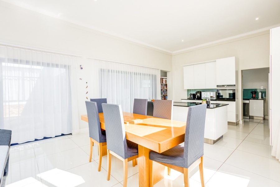 6 Bedroom Property for Sale in Forest Town Gauteng
